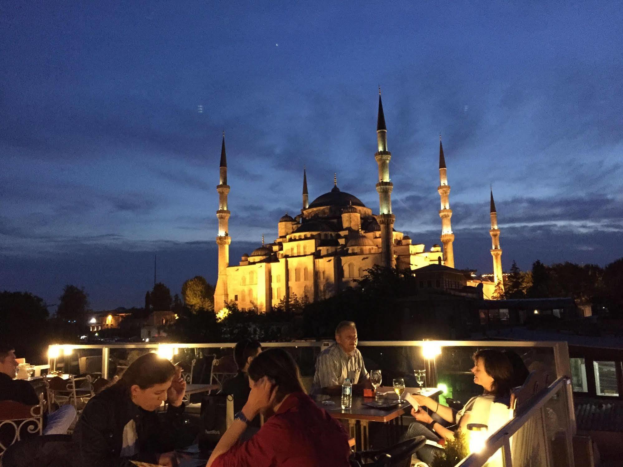 Nobel Hostel Istambul Extérieur photo